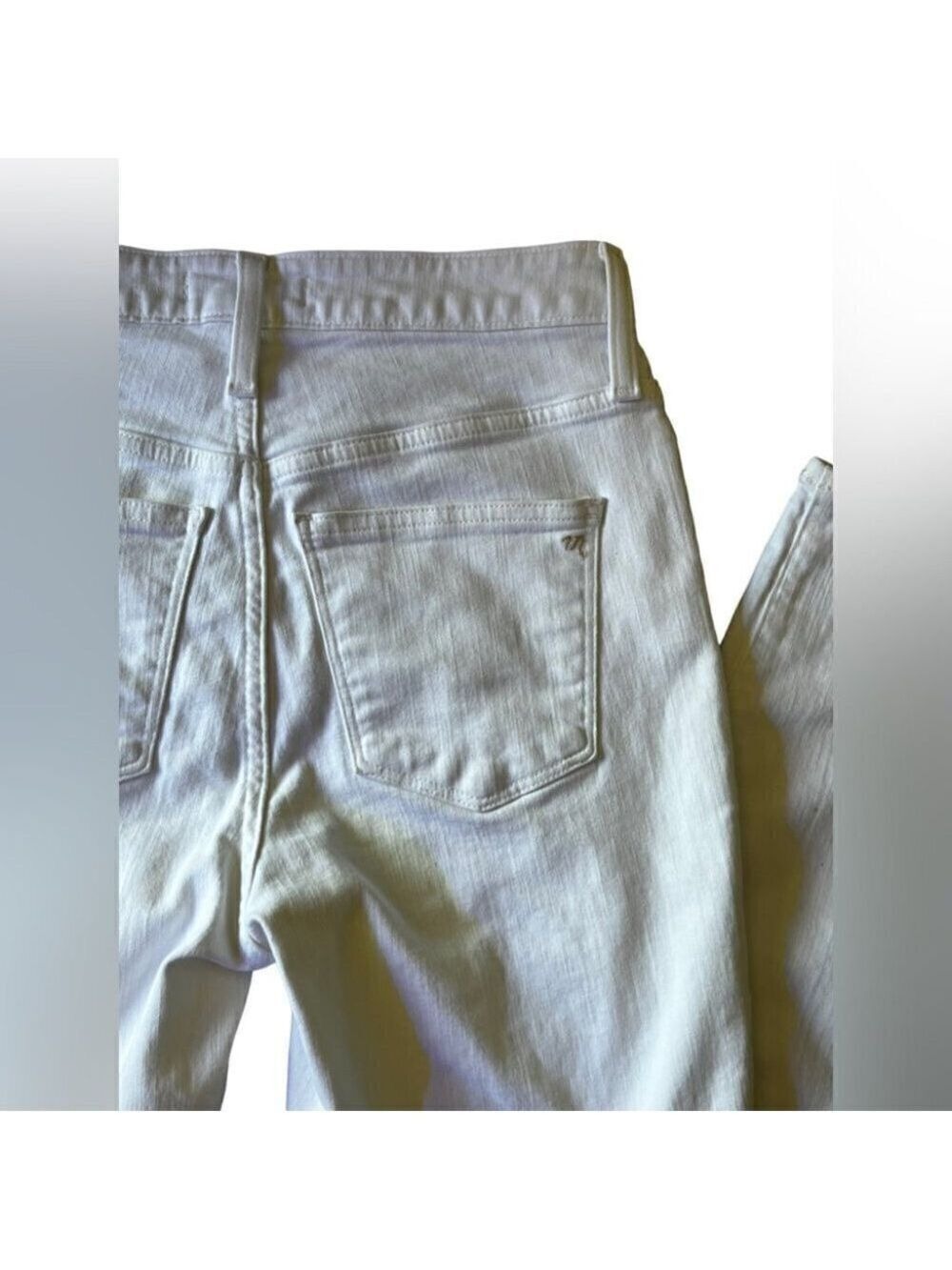 Madewell Curvy High Rise Skinny Jeans in Pure White - Picture 16 of 16